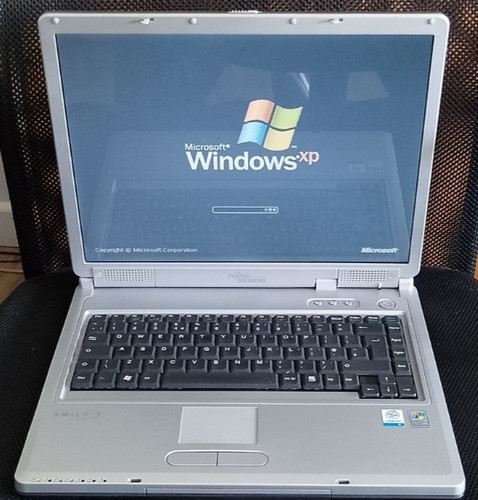 Fujitsu siemens amilo l7300 - fujitsu,