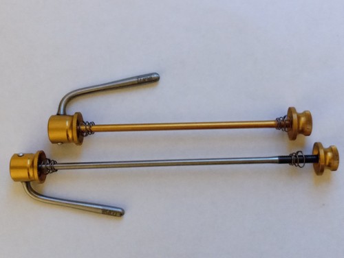 Tune spiedini leggeri - tune, a