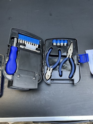 Set attrezzi con - , torcia