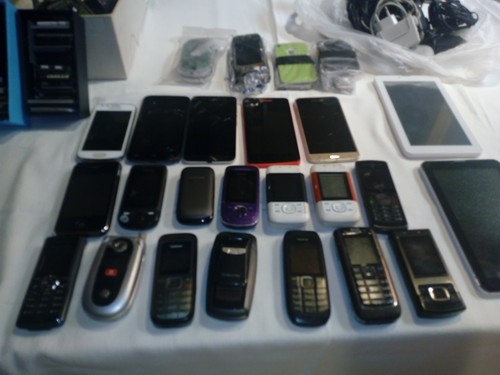 Telefoni tablet alcuni - e,