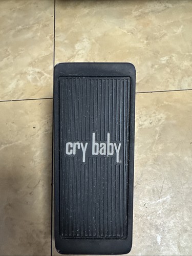 Cry baby wah - cry, jr
