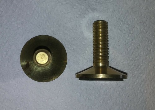 Piedino filettato ottone - in,