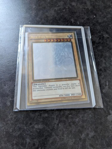 Blue eyes white - yu-gi-oh,