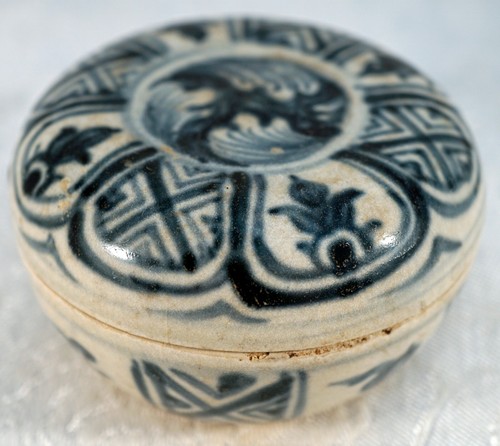 Scatola ceramica con coperchio