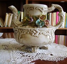 Antica policroma brocca a fiori ceramica originale Capodimonte Napoli marchio