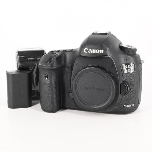 Canon eos mark - 5d,