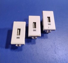 Pezzi 3 - Prese USB Bticino MATIX tipo a 15w 230v 1 modulo Usate e FUNZIONANTI