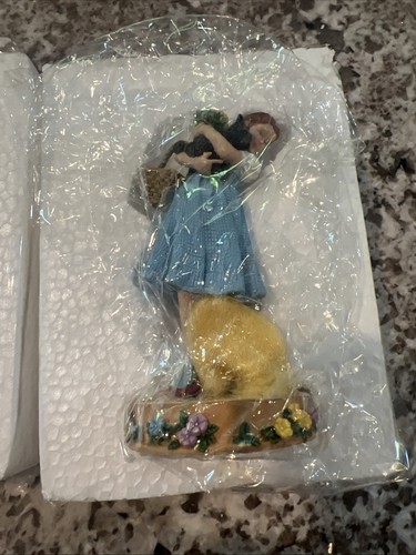 Figurina enesco mago oz - il,