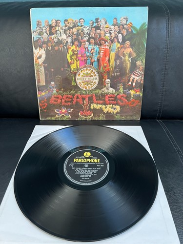 Beatles sgt pepper - sgt.pepper, lonely
