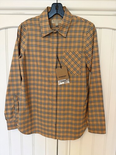 Nwt burberry classic tan - nwt❗️burberry,
