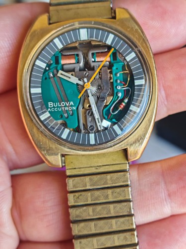 Bulova accutron spaceview per - accutron,