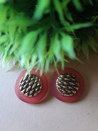 Orecchini handmade con bottoni