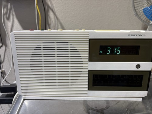 Radio sveglia vintage proton - sveglia,
