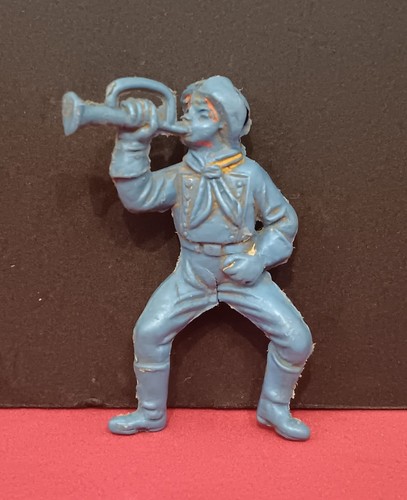 Antigua figura serie rin tin - rin,