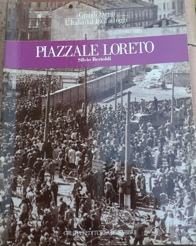 Piazzale loreto di - loreto",
