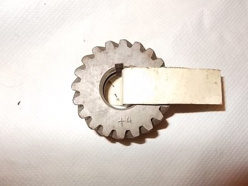 025847017 ingranaggio albero - ingranaggio,