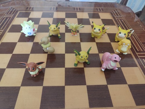 Lotto pokemon personaggi - ,