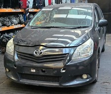 DADO RUOTA TOYOTA VERSO 2.0