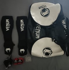 Set Venum ( Muay thai, boxe, kick boxe, MMA, difesa personale... Etc)