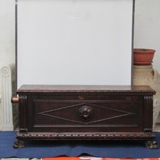 Antica cassapanca in legno