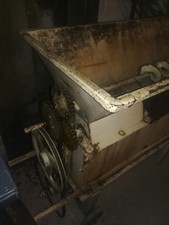 PIGIADIRASPATRICE SEMICENTRIFUGA CON POMPA SPREMITURA UVA VINO MOSTO VENDEMMIA