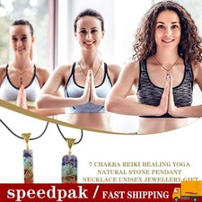 Collana con ciondolo in pietra