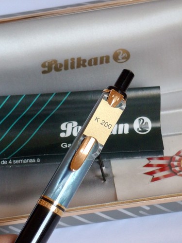 Stock pelikan k200 old - stock,