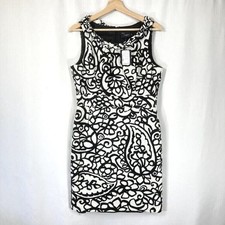 Abito midi senza maniche