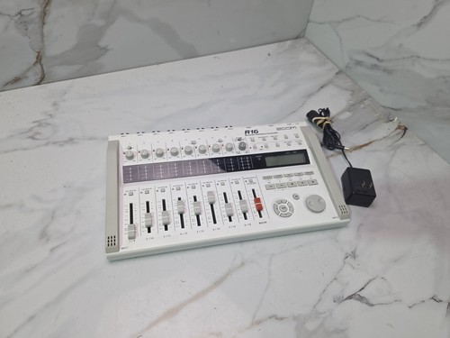 Zoom r16 registratore