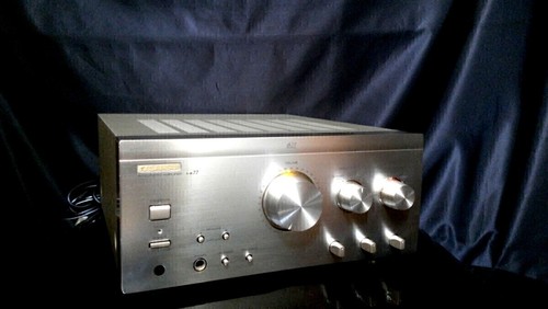 Amplificatore integrato stereo