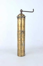 Antico macina moka in ottone