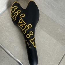 Sella k pavé design - k,
