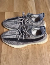 Adidas Yeezy Boost 350 V2