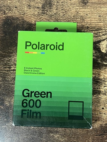 Polaroid green 600 film 22 - green, 03/22