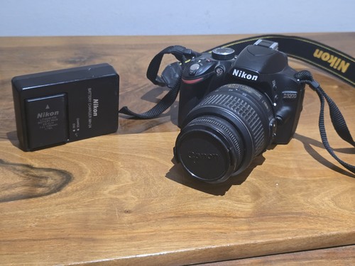 Fotocamera nikon d3200 - fotocamera,