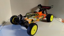 BRUSHLESS Team Losi Racing TLR