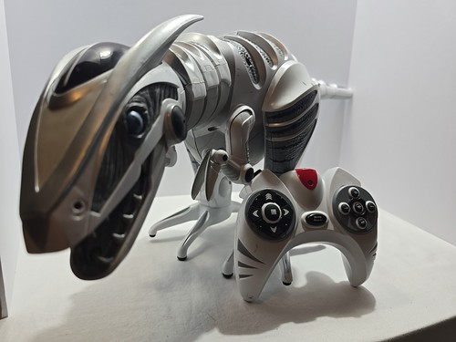 Wowwee robonetics roboraptor - robonetics,
