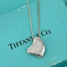 Ciondolo cuore pieno argento