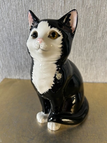 Just cats pottery - just, black