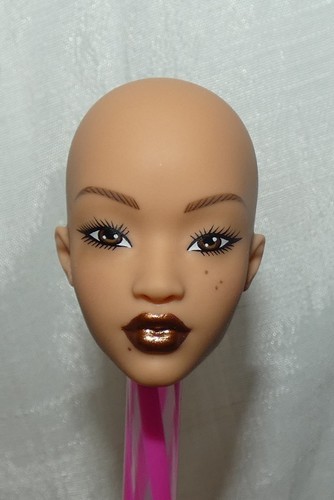 Barbie create basics deluxe - barbie,