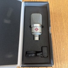 NUOVO IN SCATOLA Microfono