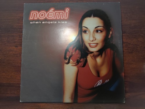 Noémi when angels kiss - noémi,