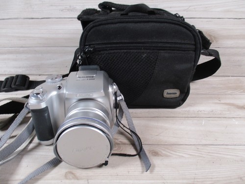 Fujifilm finepix s3000 2 - finepix, 3,2