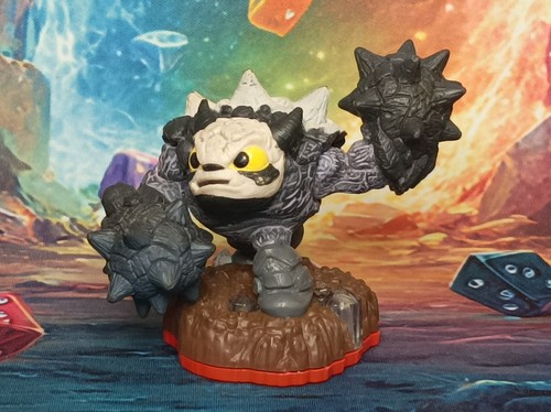 Fist bump figurine - figurine, skylanders