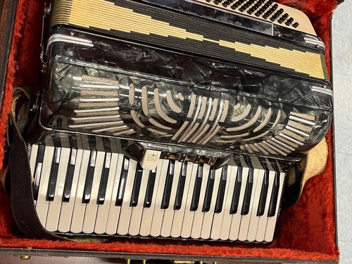 Fisarmonica italiana vintage
