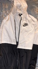 Giacca a vento Nike bianca e