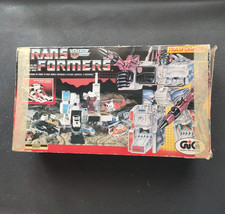 Autorobot metroplex 1985 - metroplex,