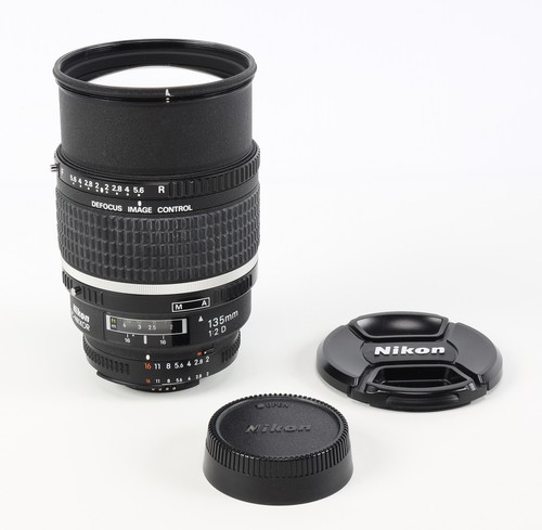 Nikon nikkor 135 f 2 - nikon,