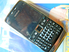 Telefono Cellulare NOKIA E71