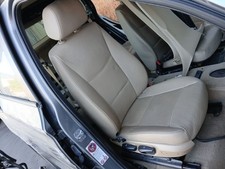 ASIENTO DELANTERO DERECHO /